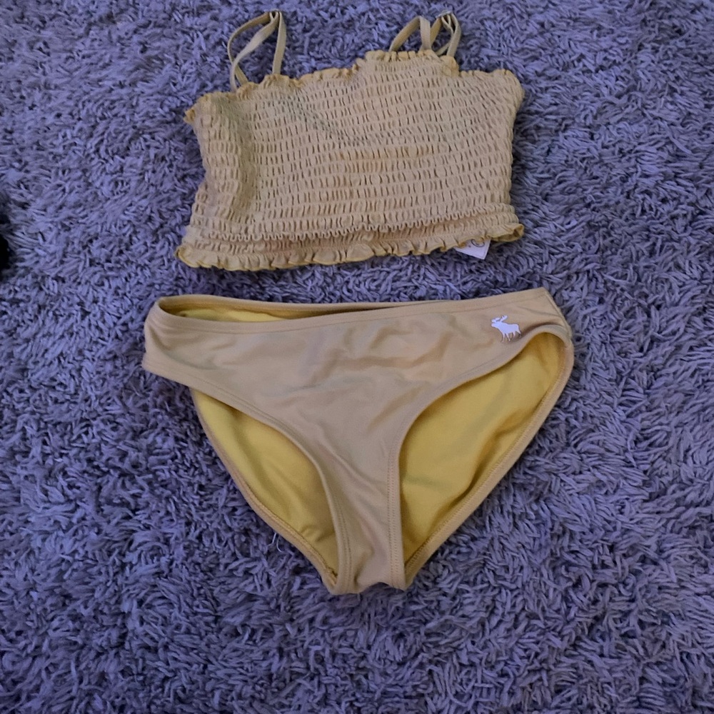 Abercrombie kids bathing suit 9/10